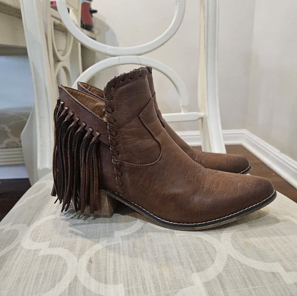 Brown Fringe Ankle Boots - Picture 1 of 3